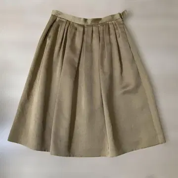 UNITED ARROWS 베이지 플레어 스커트 사이즈 40