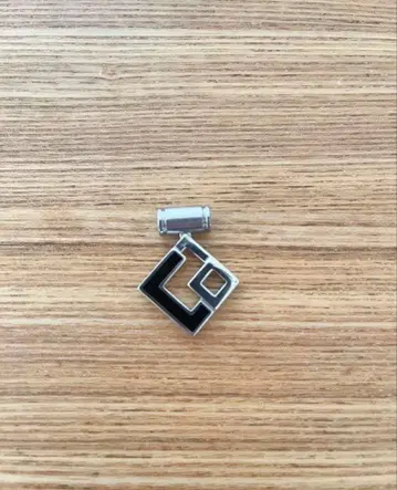 코란토츠테 목걸이