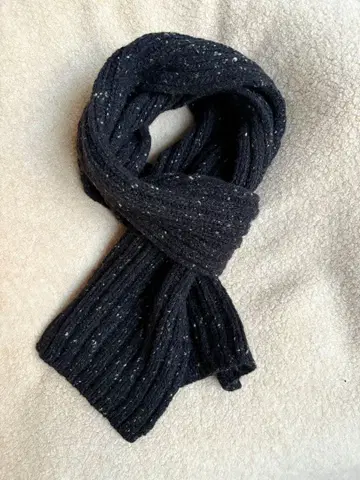 MHL 마가렛호웰 리브 니트 서리 내린 듯한 머플러