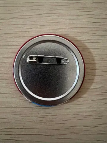 WINTER 캔뱃지 여성의 초상