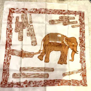 짐 톰슨 스카프