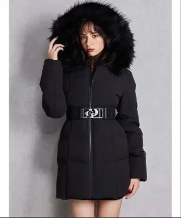 GYDA GD 벨트 포함 롱 다운 코트 2025