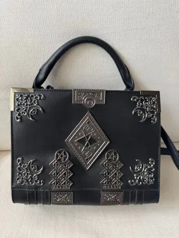 KILL STAR 킬스타 숄더백 핸드백 북형