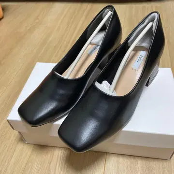 Evol 블랙 펌프스 23.5cm 중간 힐