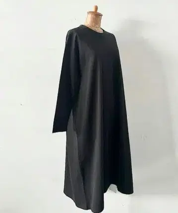 miziro ind 미즈이로 인드 울 혼방 원피스 차콜 그레이