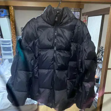 블랙 다운 자켓 퀼팅