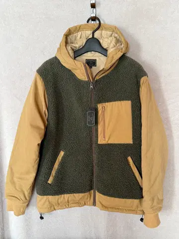 GUARANTEED 충전솜 아우터 자켓