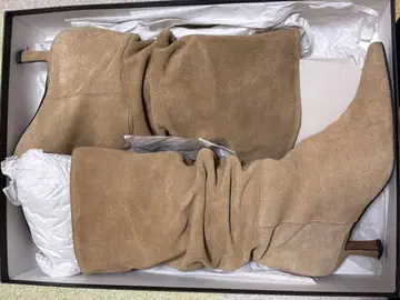 [ 새상품급 ] 베이지 스웨이드 스틸레토 롱 부츠