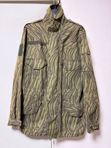 X-LARGE 카모플라주 패턴 밀리터리 자켓