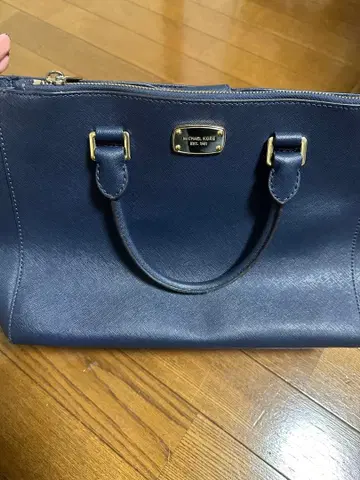 MICHAEL KORS 네이비 핸드백