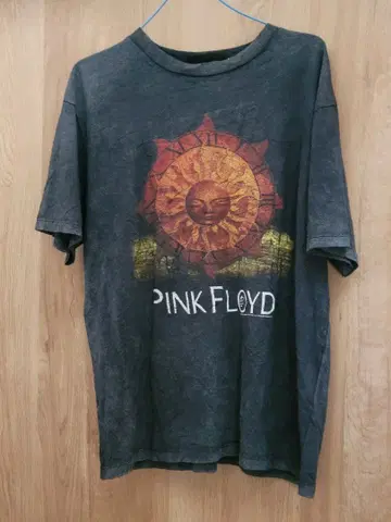PINK FLOYD 핑크 플로이드 T셔츠 OFFICIALLY