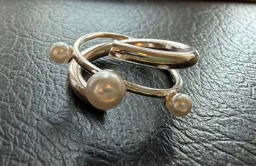 투모로우랜드 실버 컬러 모조 진주 장식 변형 반지 약 18호