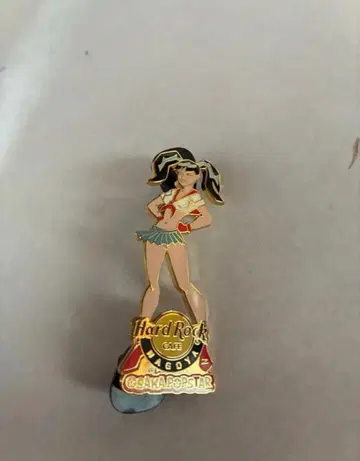 하드 록 카페 핀 배지