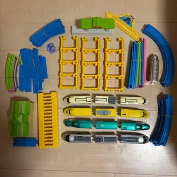 프라레일 시리즈 기차와 레일 세트