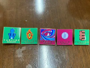 귀멸의 칼날 대사백경 컬렉션 핀즈 탄지로 핀 배지 세트.