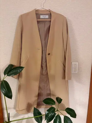 BEAMS LIGHTS 베이지 노카라 코트