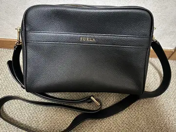 FURLA 블랙 가죽 숄더백