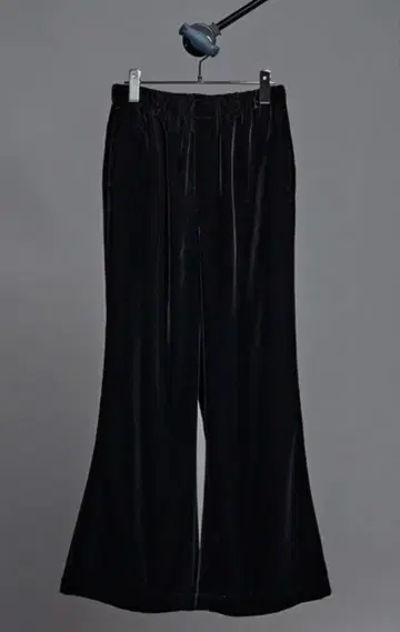 [ 미사용 새상품 ] lui's 고급 벨벳 플레어 팬츠 S 사이즈