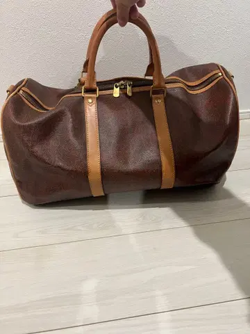 ETRO 브라운 가죽 더플백 열쇠 포함