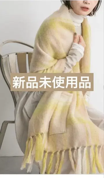 KBF 포켓 체크 스톨 (가격표 없음)