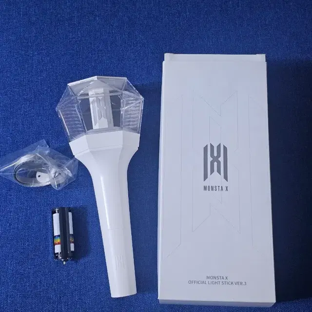 몬스타엑스 응원봉 VER.3 몬둥이 흰둥이