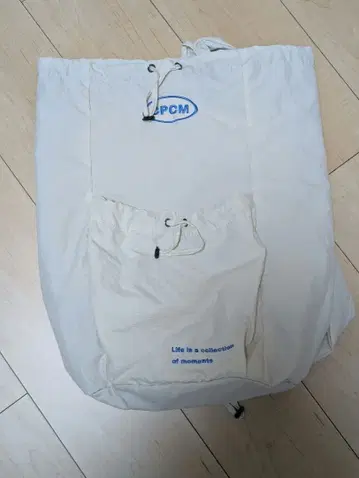 CPCM 드로우 스트링 백팩 화이트 아이보리