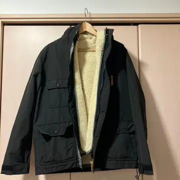 beams 마운틴 후드티 블랙 L 사이즈