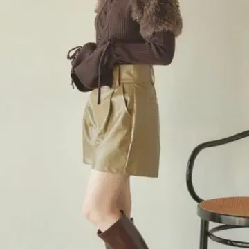 pomiii 가죽 숏팬츠