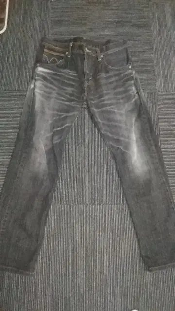 다크 그레이 EDWIN 데님