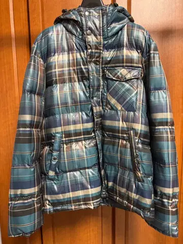 TK MIXPIOE 후드 부착 다운 자켓 블루 계열 체크