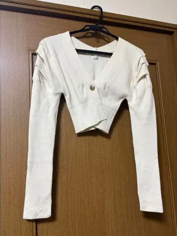 FRAY I.D 아이보리 크롭 가디건