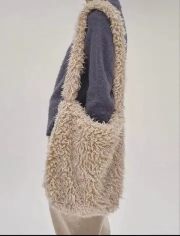 TODAYFUL 볼륨 퍼 숄더백 숄더