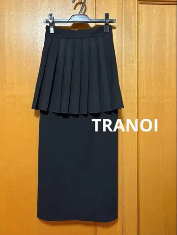 TRANOI 오버 플리츠 타이트 스커트 한국 블랙