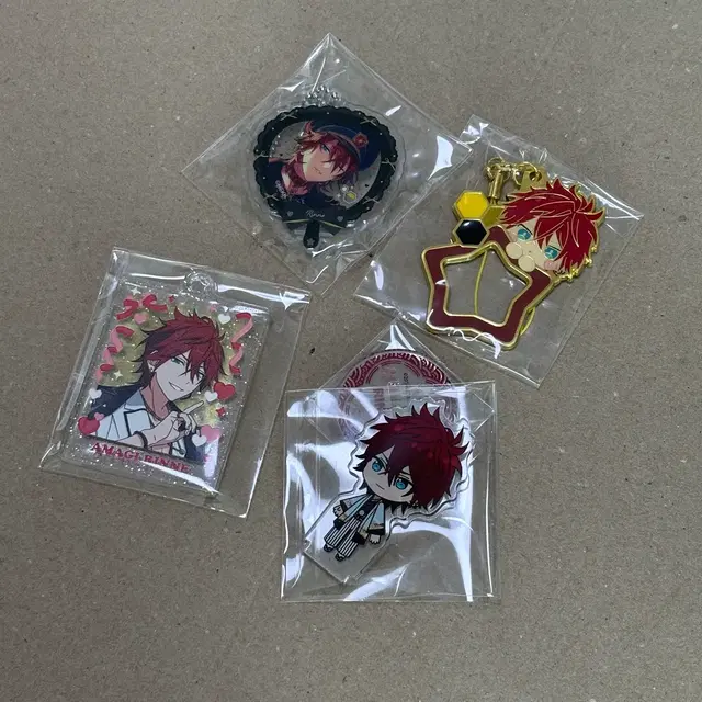 앙스타 아마기린네 우치와아크릴키링 미니아크릴스탠드 미니코레 가챠