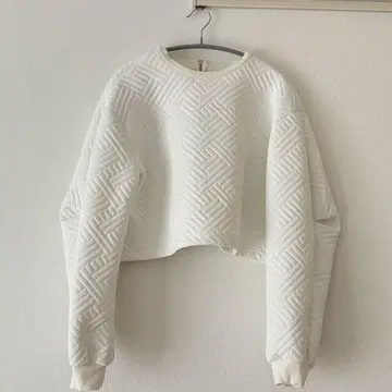 [ HERENCIA ] 퀼팅 크롭 티셔츠