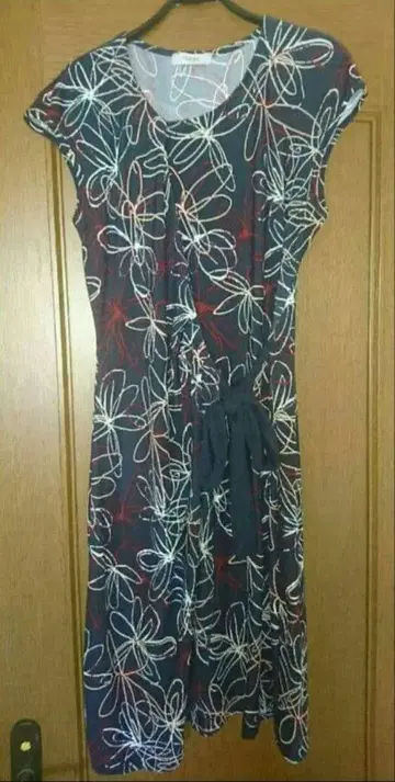 에제리(EGERIE) 원피스