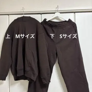 [ 메루카리 시 한정판 ] UNIQLO:C 맨투맨 상하의 세트 브라운