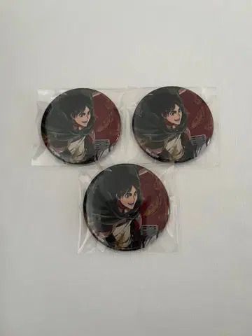 진격의 거인 Attack on Memory 캔뱃지 엘렌