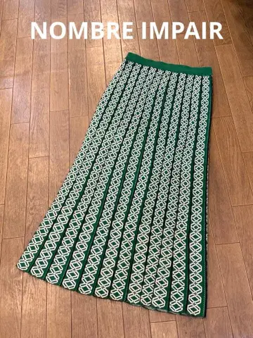 NOMBRE IMPAIR 놈브르 임페어 총 패턴 니트 플리츠 스커트