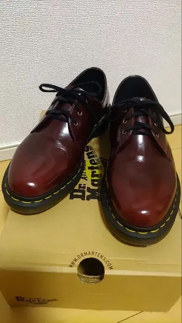 Dr. Martens VEGAN 1461 약 26.5cm 박스 있음