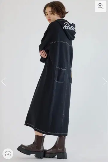 로데오 크라운즈 후드 부착 롱 원피스 블랙