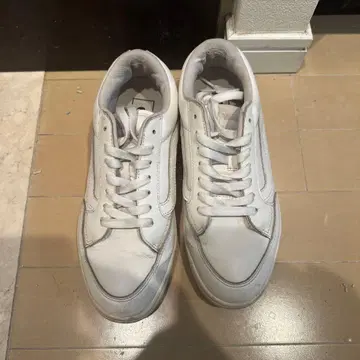 Vans 화이트 스니커즈