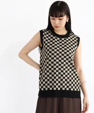 RADIATE 라디에이트 블록 체크 패턴 슬리브리스 니트