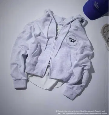 [ 즉시 구매 OK ] 미니 기장 Reebok 별주 쭈리 숏 기장 후드티