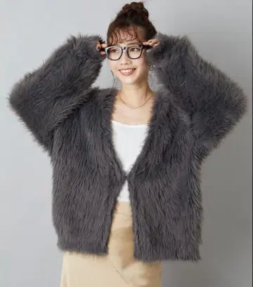 택 포함 새상품 FREAK'S STORE 페더얀 샤기 니트 가디건