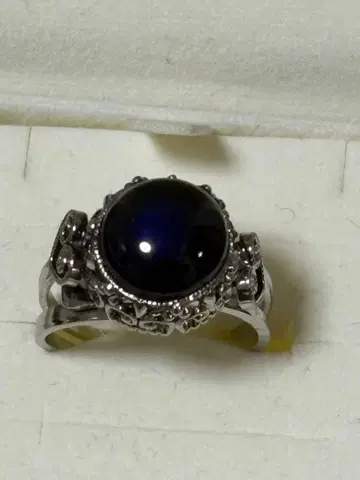 앤티크풍 파란색 보석 장식 반지 실버 컬러 12.5호 (프리 사이즈)