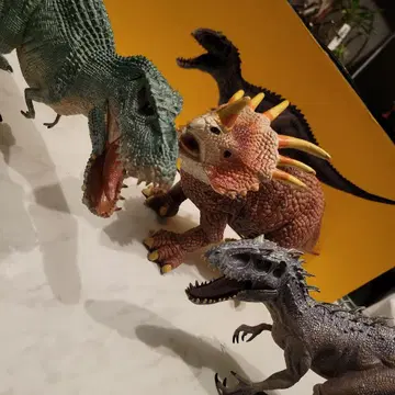공룡 티라노사우루스 인도미누스 렉스 트리케라톱스 3체 세트