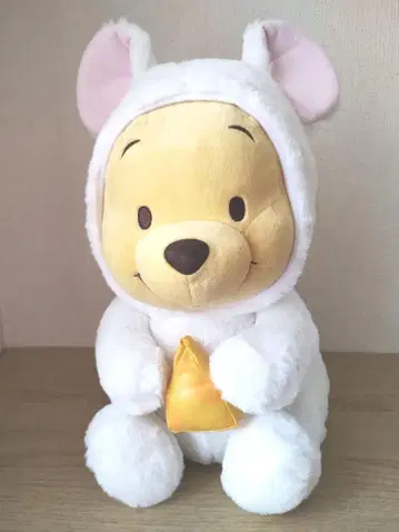 곰돌이 푸 자축년 쥐띠 봉제 인형 2020년 레어 디즈니 스토어 한정판