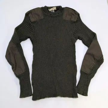 80s 영국제 REMPLOY 오란다군 명령어 스웨터 엘보 패치 2