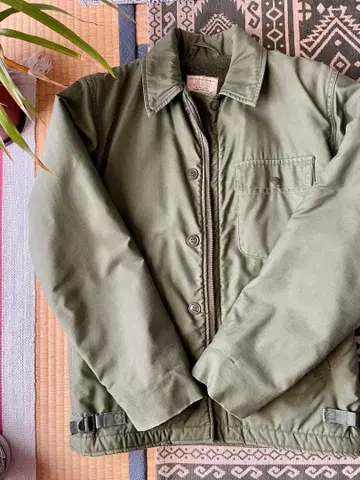 올리브 그린 A-2 밀리터리 자켓 S 구제 의류 빈티지